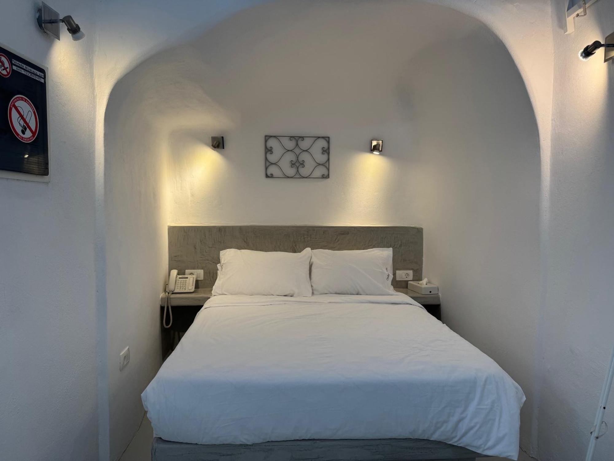 Theodora Suites (Adults Only) Oia  Exterior photo