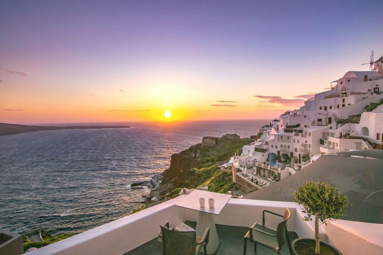 Theodora Suites (Adults Only) Oia  Exterior photo